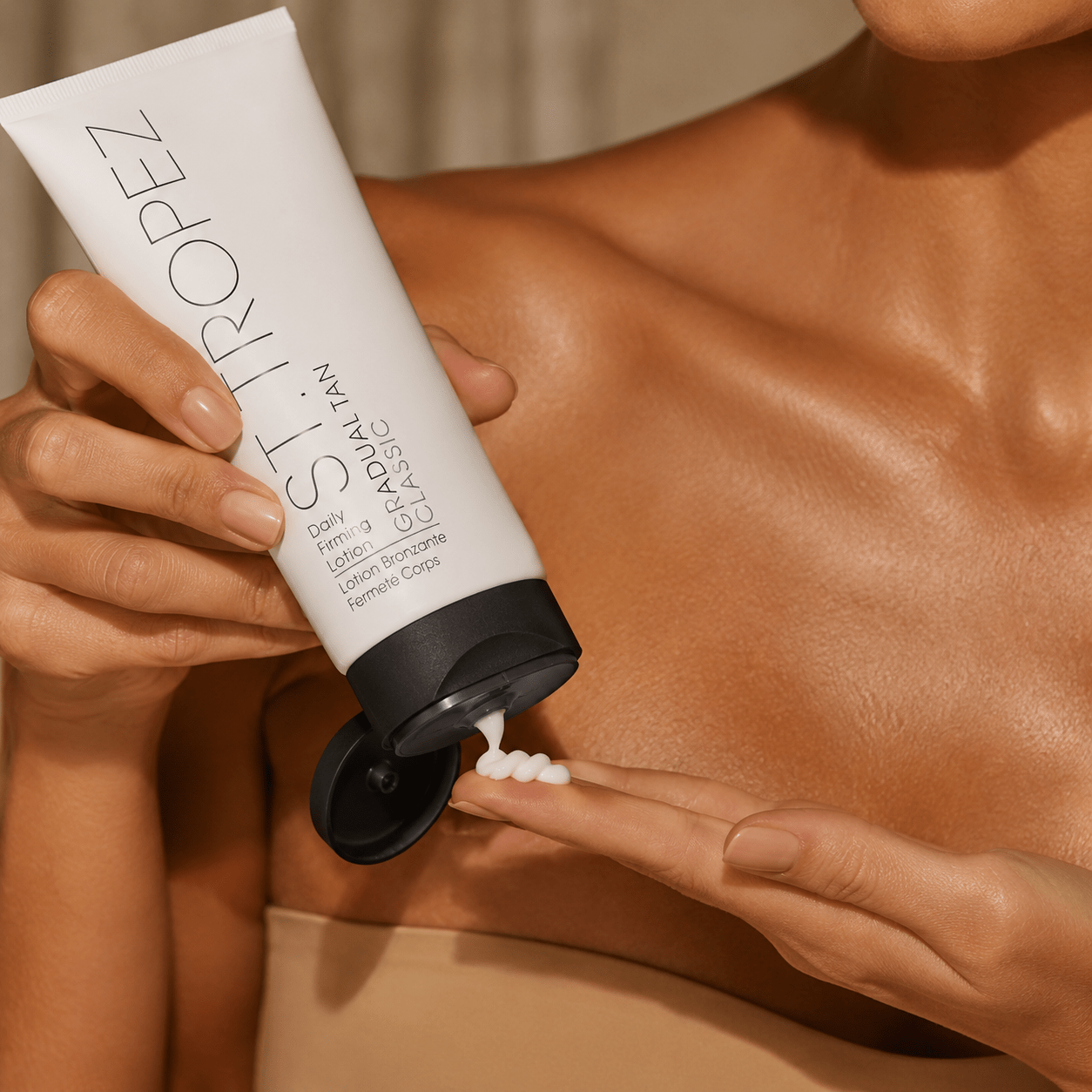 St. Tropez Gradual Tan Classic Daily Firming Lotion Light/Medium 200 mL / 6.7 fl oz